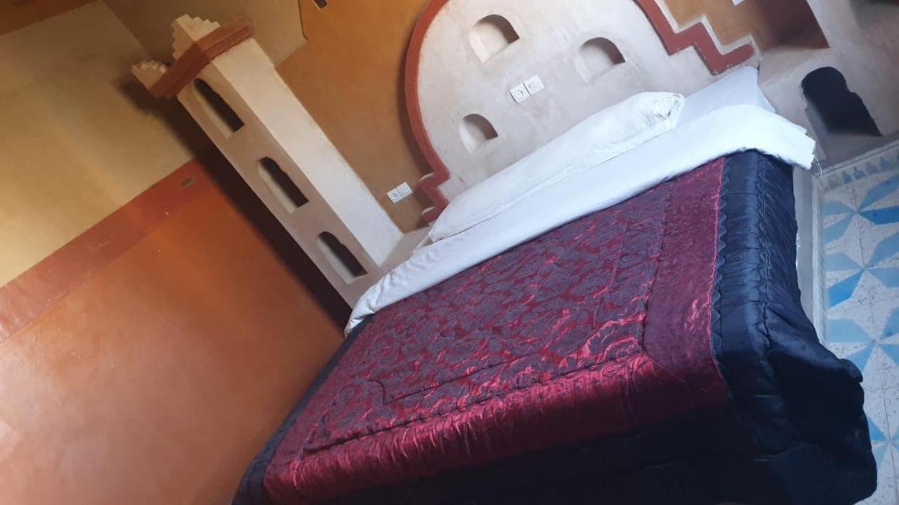 Kasbah Tamariste Bed & Breakfast Merzouga Bagian luar foto